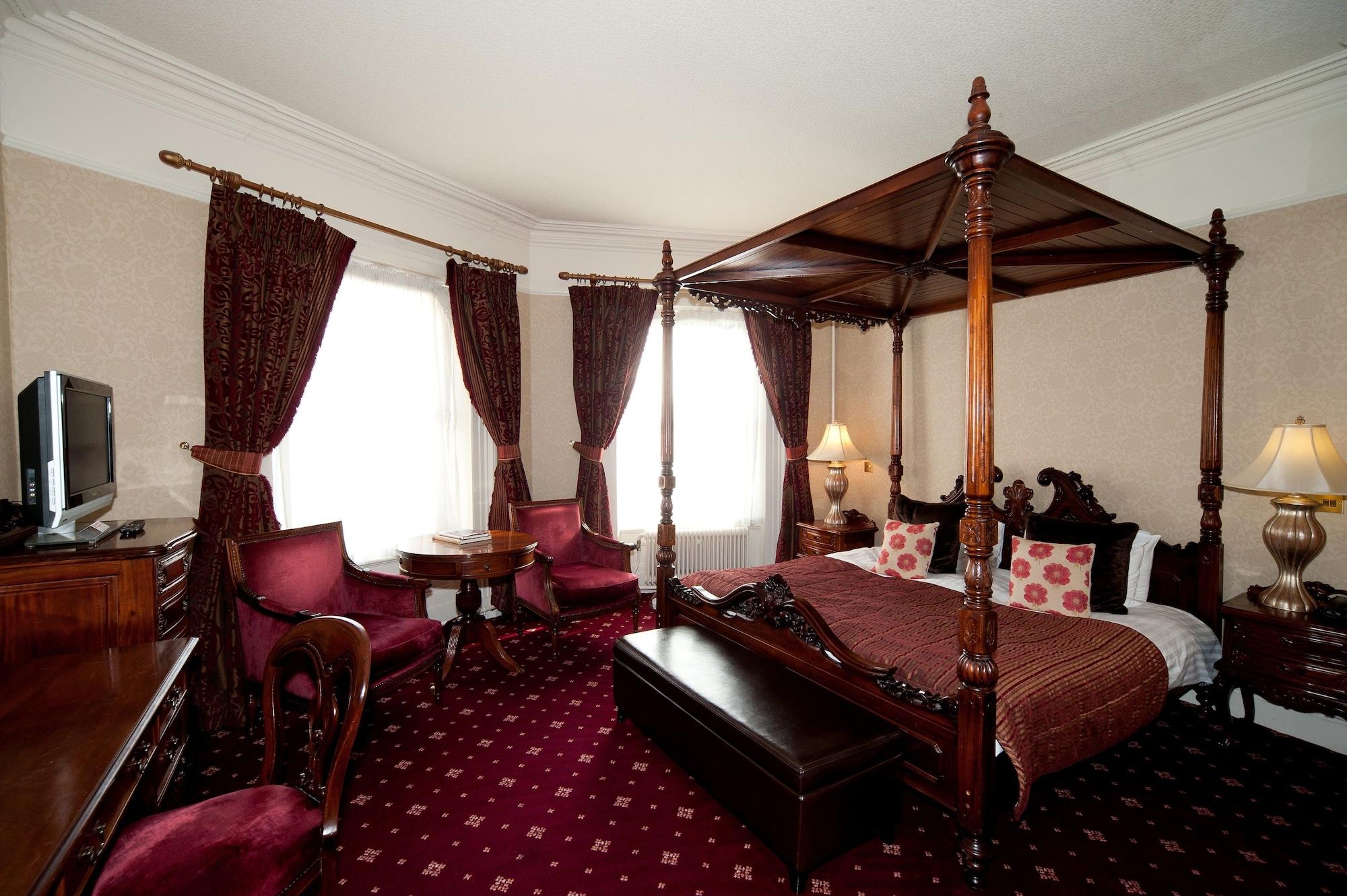 切斯特女王霍尔马克酒店-贝斯特韦斯特高级精选 外观 照片